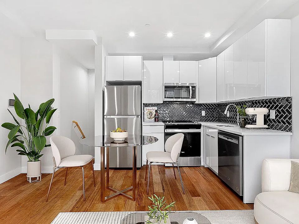 1st image of 1419 Herkimer St #3