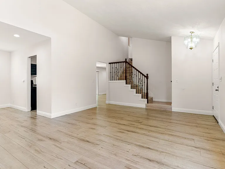 36711 Nichols Ave — Photo 6