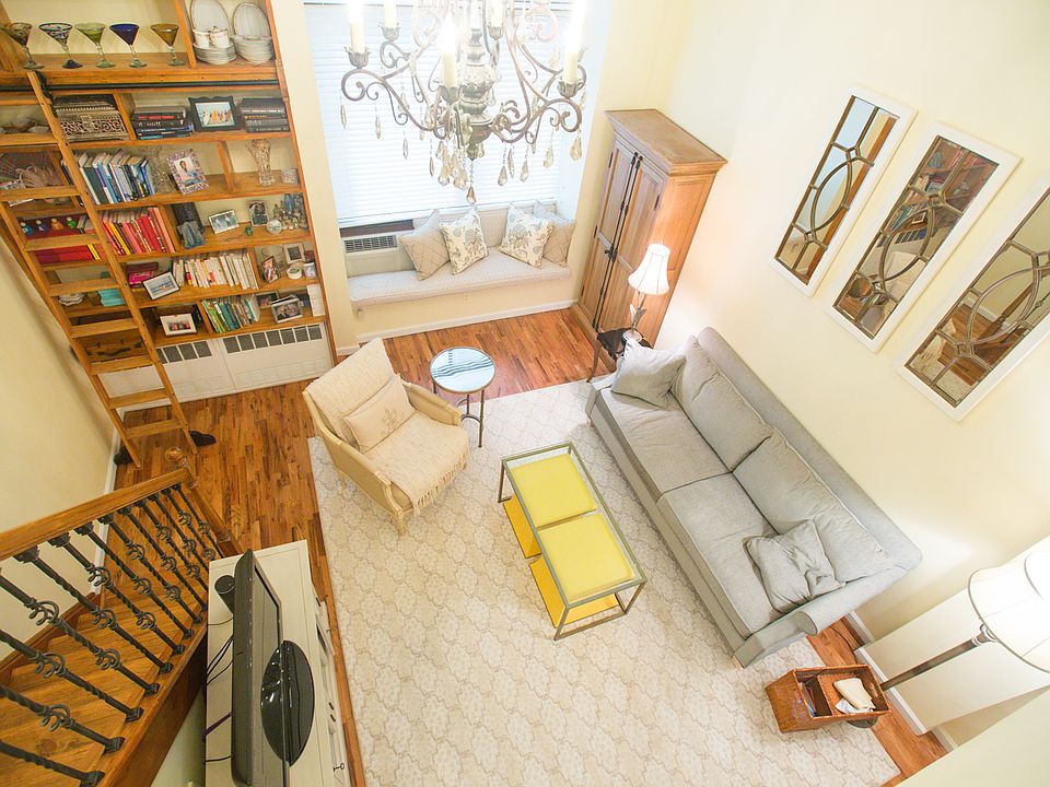 1st image of 23 E 10th St APT 108