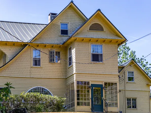 508 West Wakefield Boulevard, Winchester, CT 06098