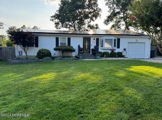 1085 Cutlass Ave, Manahawkin, NJ 08050