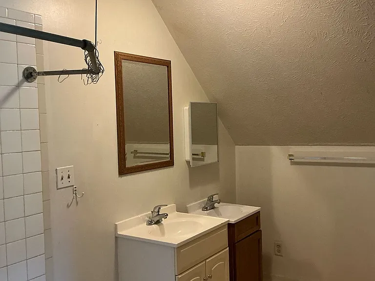1024 N Ellis St #2 — Photo 3