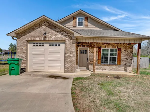 111 Steppville Garden Dr, Hanceville, AL 35077