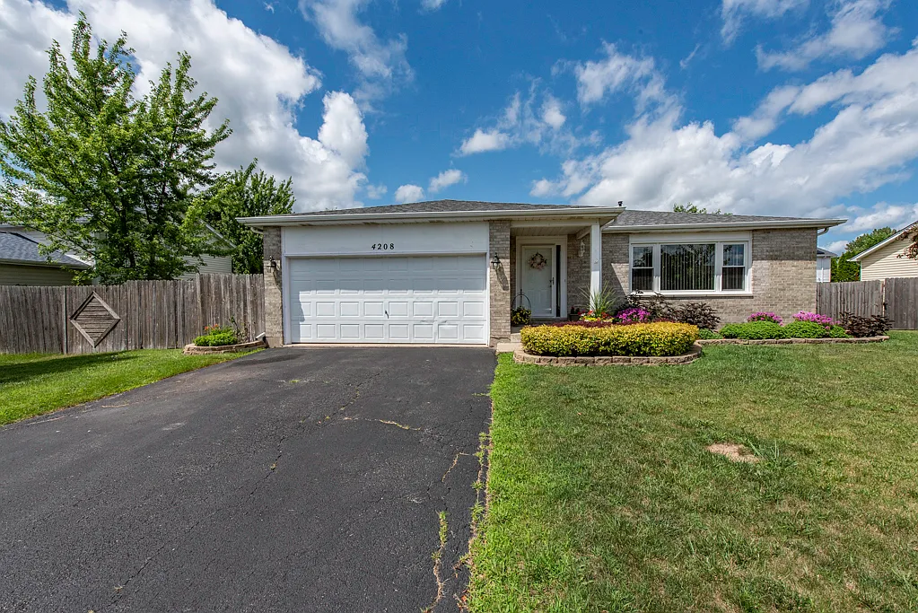 4208 Primrose Ct photo 1