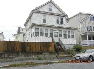 126 Bellevue St, Lowell, MA 01851