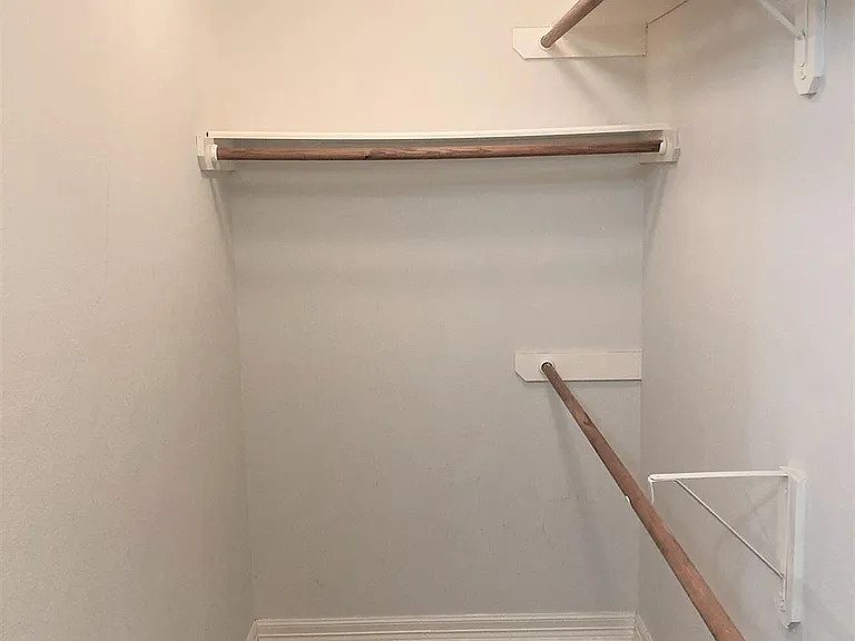 21215 Branford Hills Ln — Photo 22