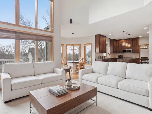4230 Pineview Ln N, Plymouth, MN 55442