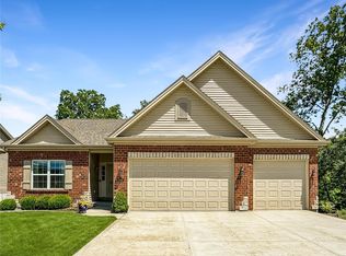 3002 Rabbit Trail Dr, Washington, MO 63090