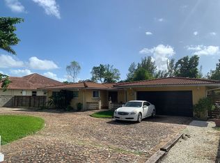 10920 SW 95th St, Miami, FL 33176