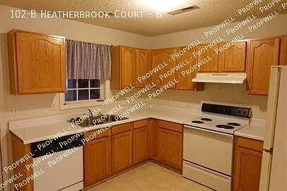 102-B Heatherbrook Court — Photo 2