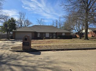 1308 Harding Ave, Edmond, OK 73013