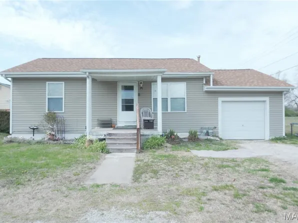 217 Julian Ave, Cahokia, IL 62206