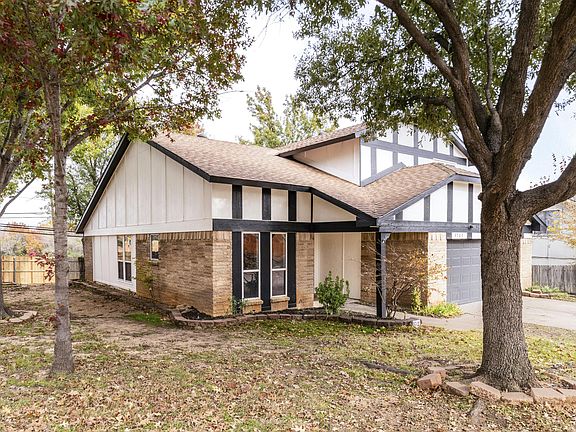 2nd image of 3709 Ravenhill Ln