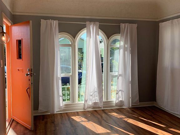 3rd image of 1345 W 38th St #3/4