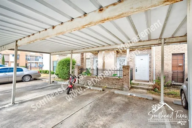 2 bed, 2.5 bath, 1215 sqft, $1,650 — Photo 3