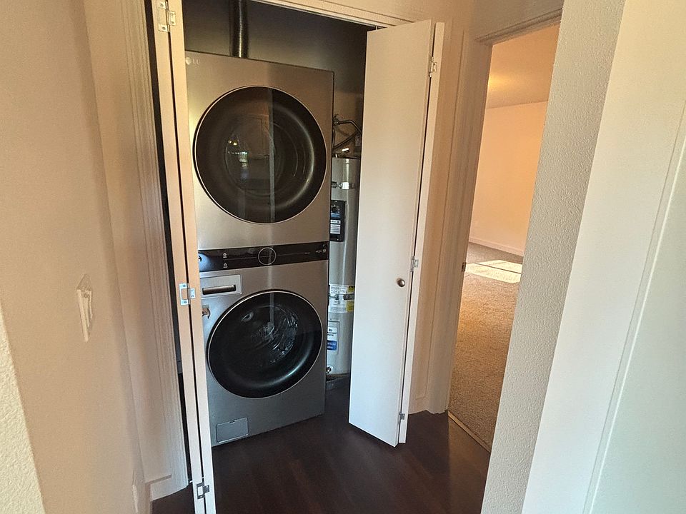 Washer dryer