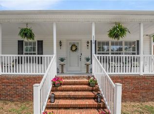 110 Larkspur Ln, Thomasville, NC 27360