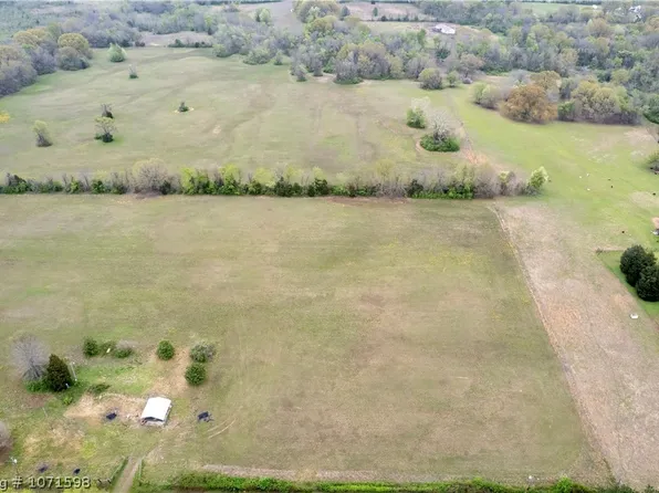 113619 S 4750th Rd, Muldrow, OK 74948