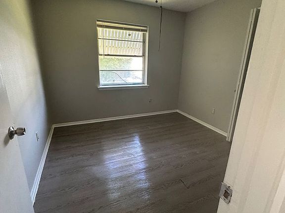 5th image of 2604 Timberlake Dr