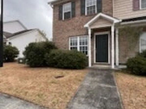 310 Streamwood Dr, Jacksonville, NC 28546