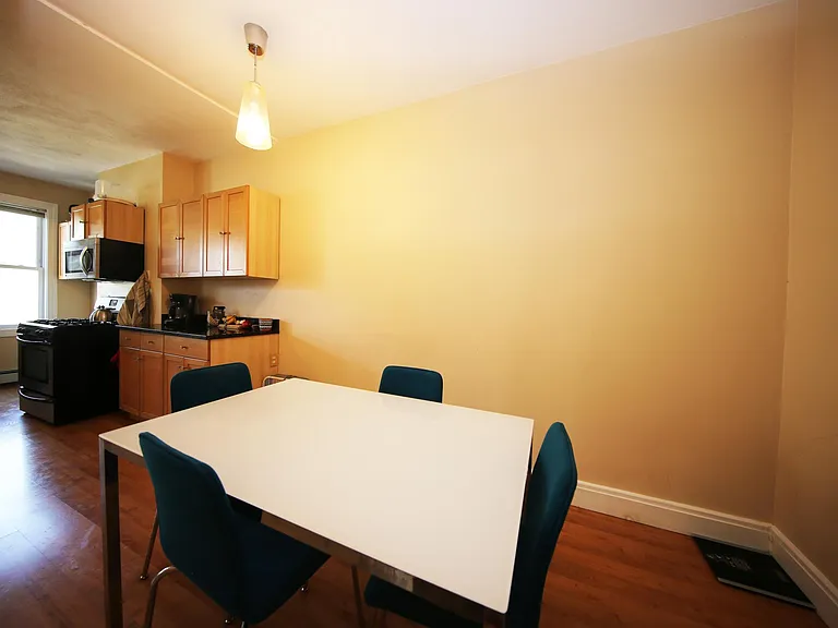 32 Gay Head St #3 — Photo 7
