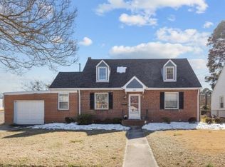 165 Commodore Dr, Norfolk, VA 23503