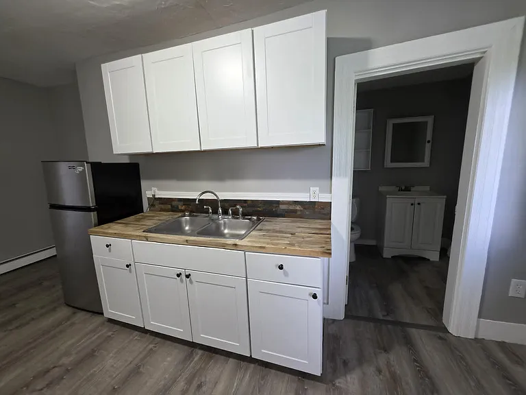 29 Canal St #7 — Photo 9