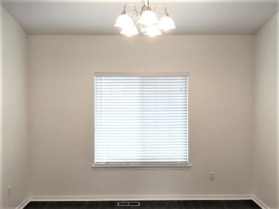 5th image of 8943 Wakeman Dr SE