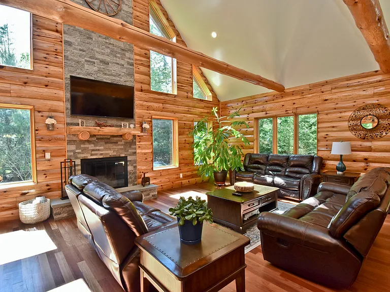 232 Maloney Ln — Photo 4