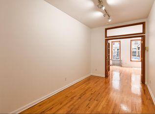 141 N 11th St #1F, Brooklyn, NY 11249