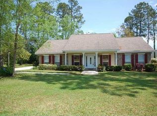 173 Cherokee Dr, Abita Springs, LA 70420
