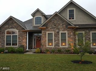 67 Pleasant Waters Rd, Greencastle, PA 17225