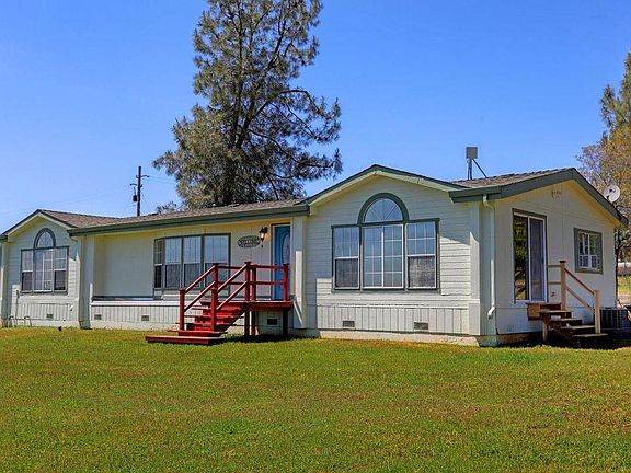 3rd image of 3931 Loma Dr