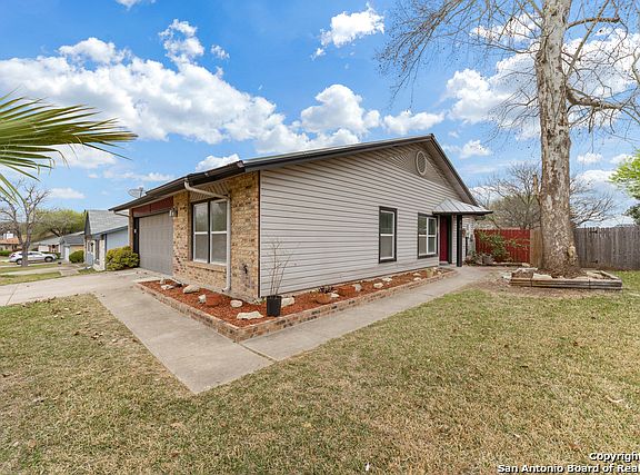 2nd image of 226 Dirschell Dr