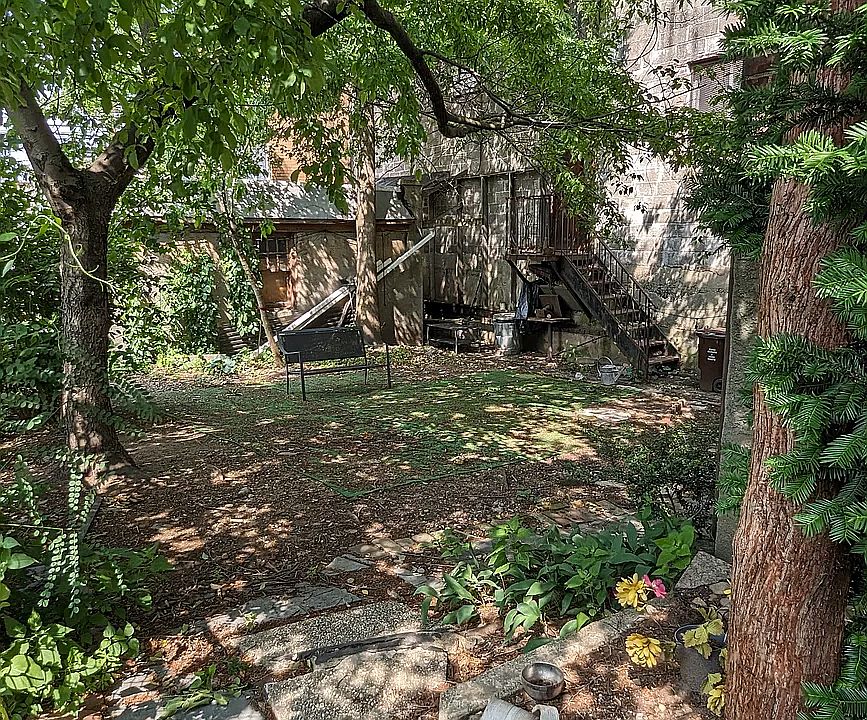 2nd image of 55-01 39th Ave