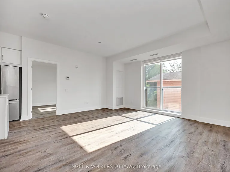 280 Crichton St #108 — Photo 8