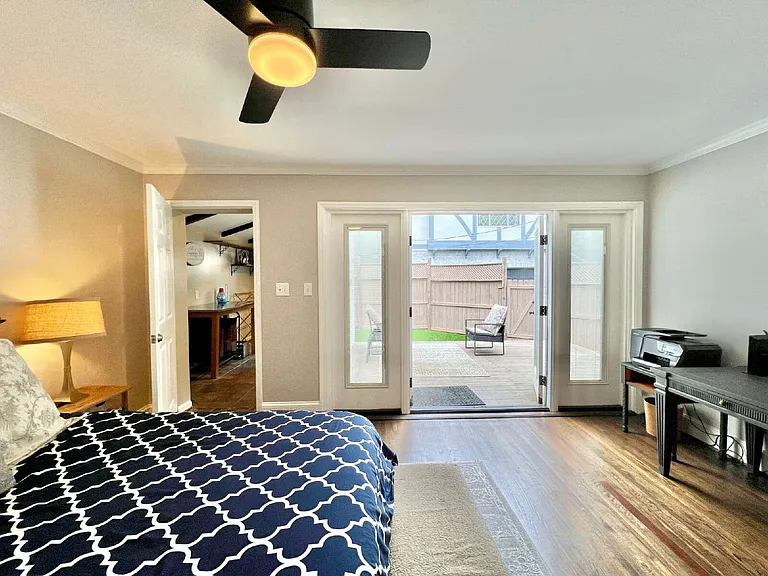 2637 Chesterfield Ave — Photo 9