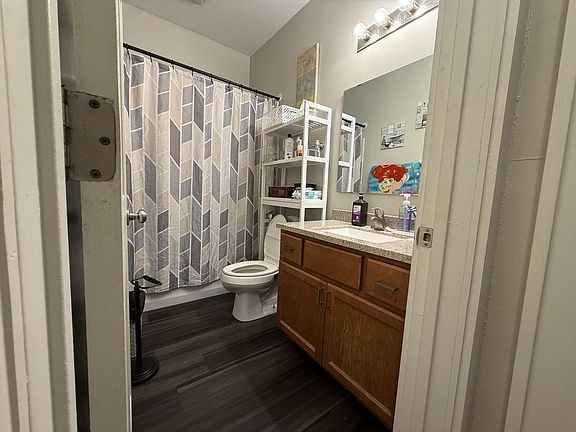 3rd image of 1701 Edgewood AVENUE
