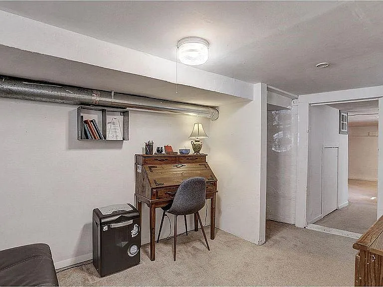 226 N Pearl St #B — Photo 7