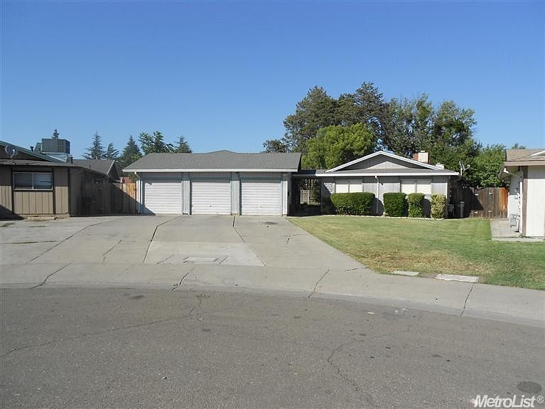 1st image of 8524 Portola Ct