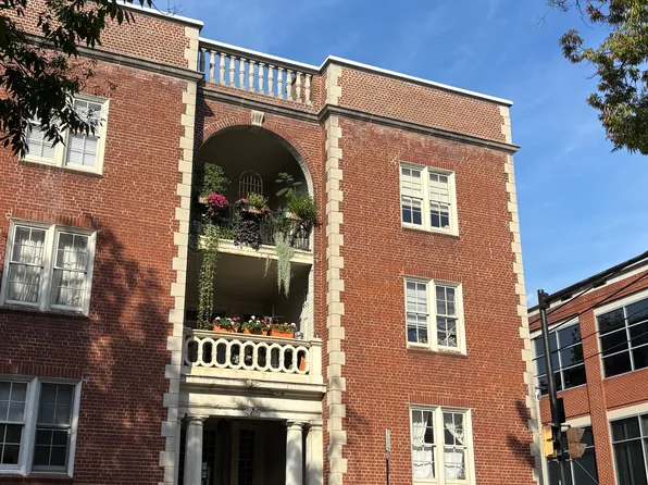 311 E Market St APT 6, Charlottesville, VA 22902