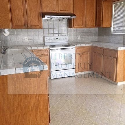 3rd image of 5902 W Alluvial Ave