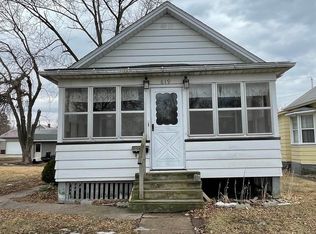 619 2nd Ave S, Clinton, IA 52732