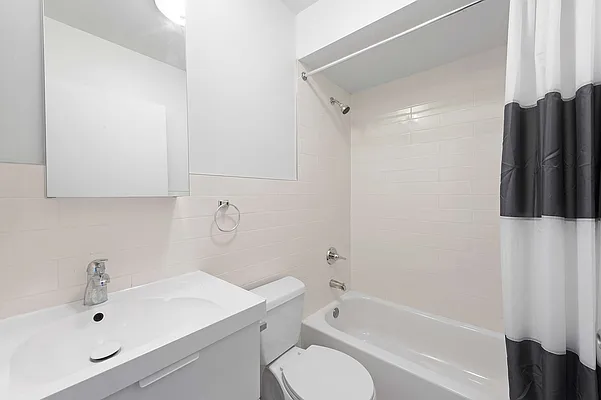 Rented by Compass | media 9