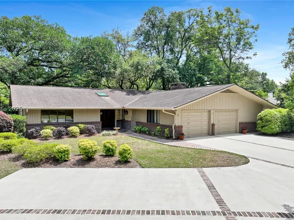 5 Bertram Pl, Hilton Head, SC 29928