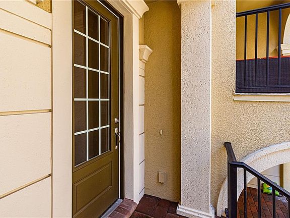 2nd image of 532 Lobelia Dr