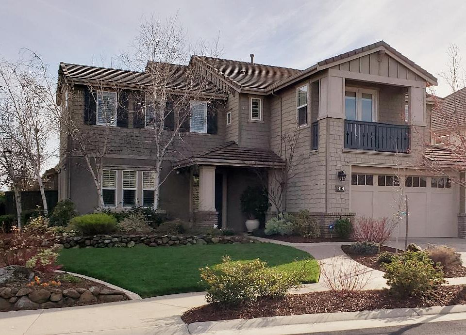 1st image of 2612 Summerland Way