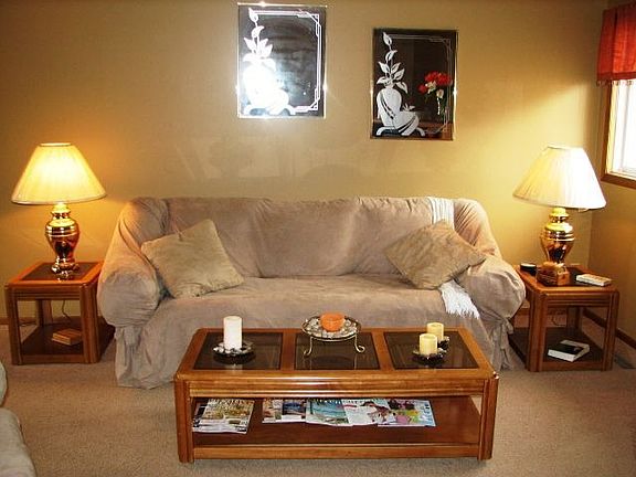 1/2 of the living room