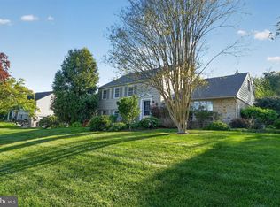 307 Colonial Dr, Wallingford, PA 19086