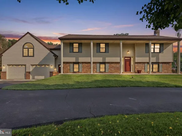 2733 Village Rd, Langhorne, PA 19047